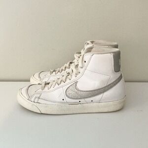 Used Nike Blazer Mid '77 White/Metallic Silver Women's Sneakers Sz 7‎ DQ7574 100